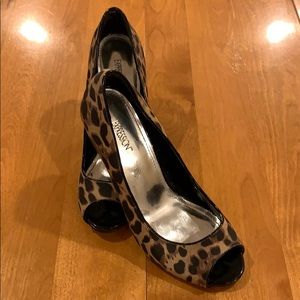 Sexy Cheetah Print Pumps